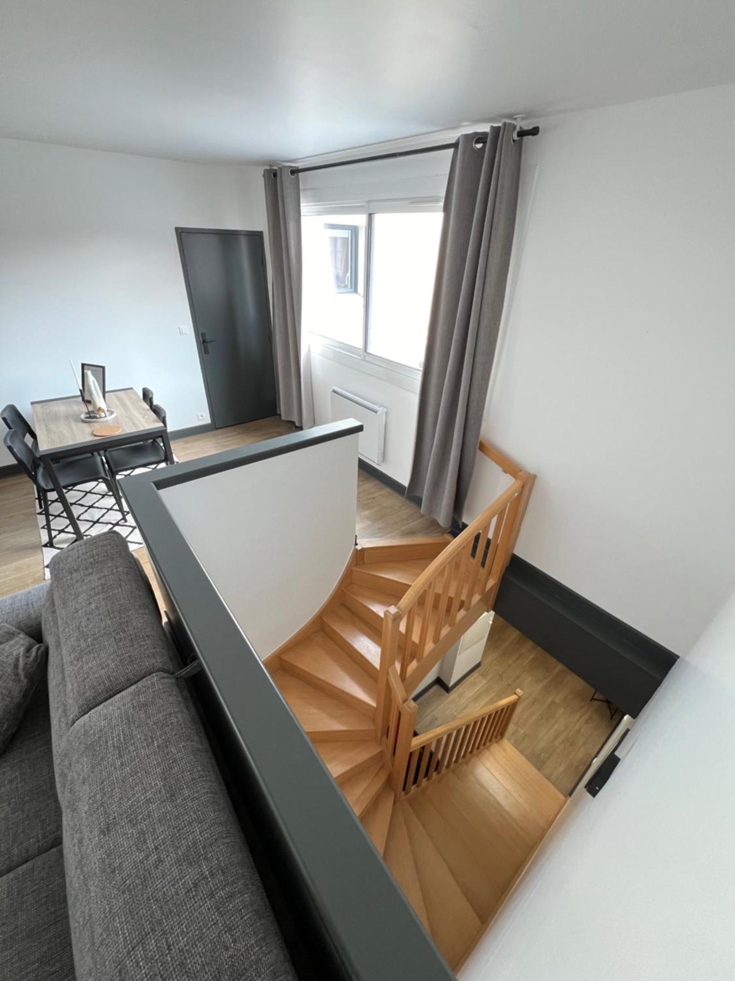 Hyper Centre A 80M Du Vieux Marche, T2 Calme Vue Sur Les Toits Rue Du Minage Apartamento La Rochelle  Exterior foto