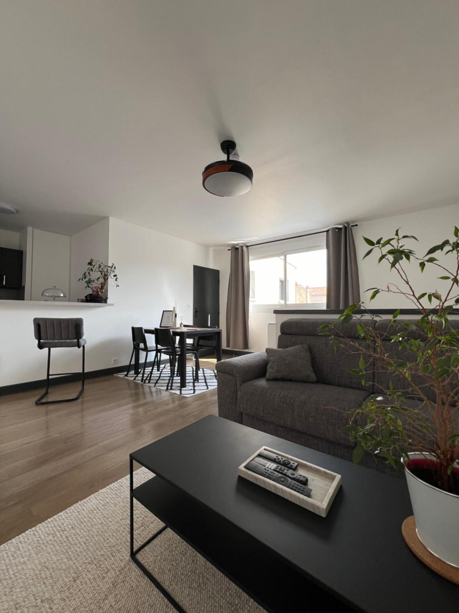 Hyper Centre A 80M Du Vieux Marche, T2 Calme Vue Sur Les Toits Rue Du Minage Apartamento La Rochelle  Exterior foto